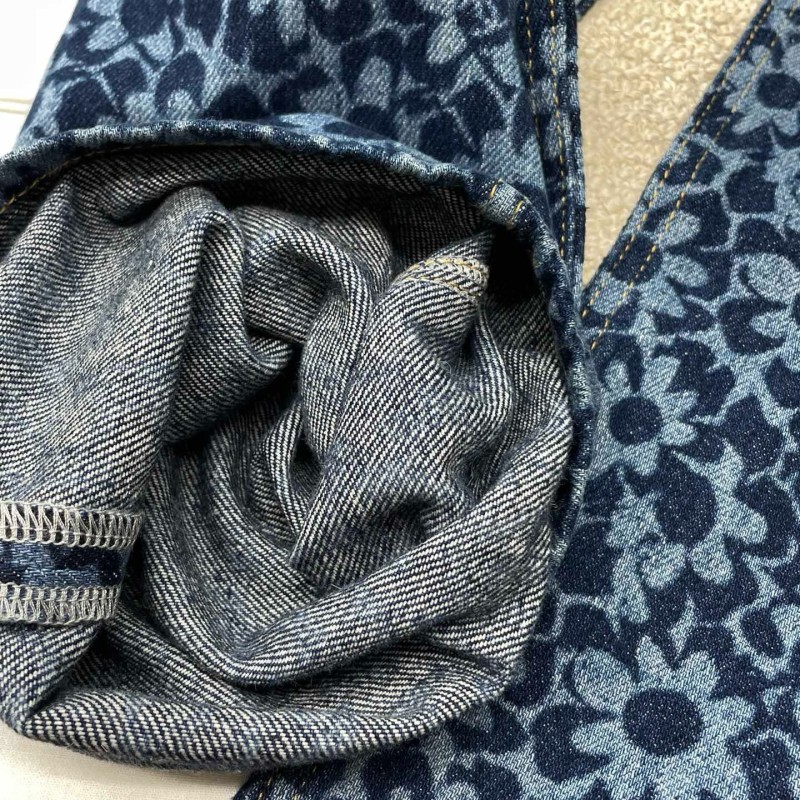 Chanel Jeans