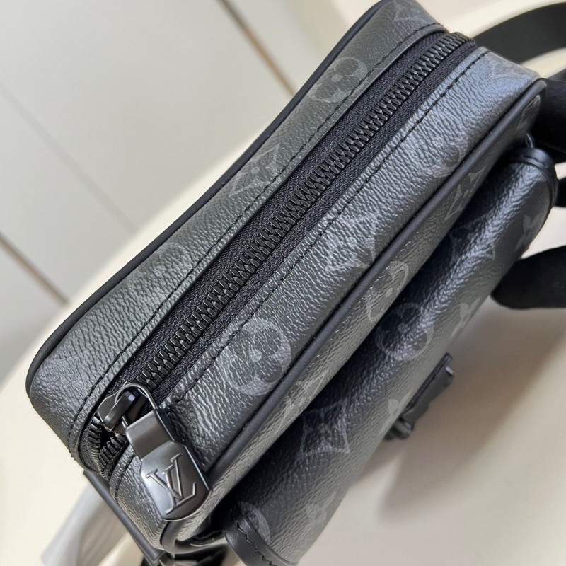 Lv Getaway Messenger Bag