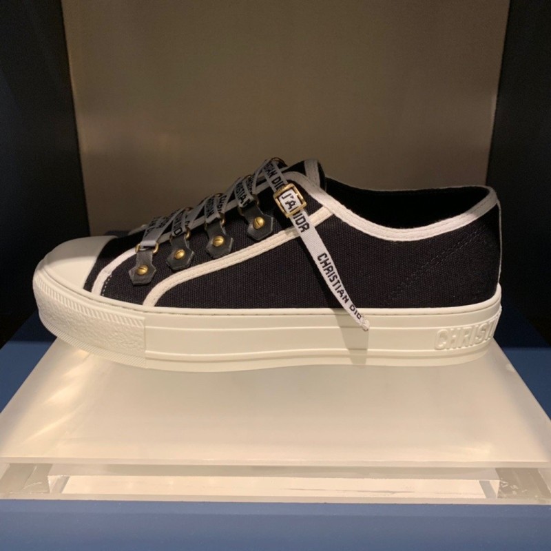 Walk N Dior Sneaker 