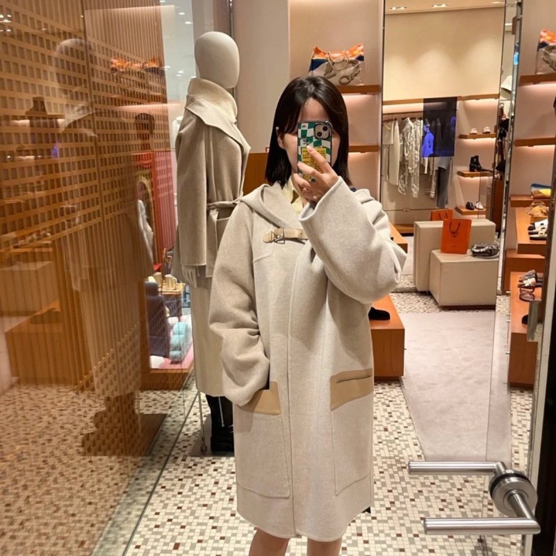 Hermes Windbreaker