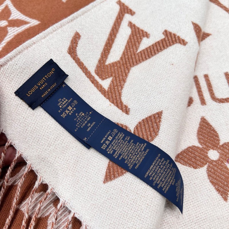 LV Long Scarf & Bennie Hat