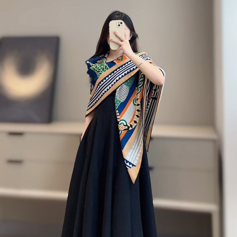 Hermes Poncho