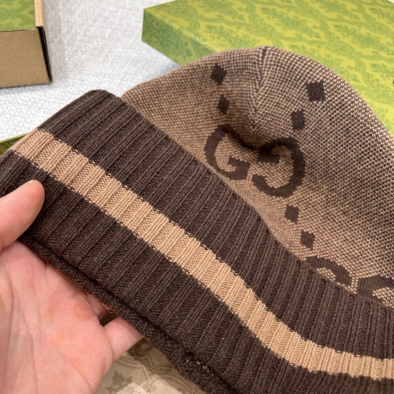 Gucci Long Scarf & Bennie Hat