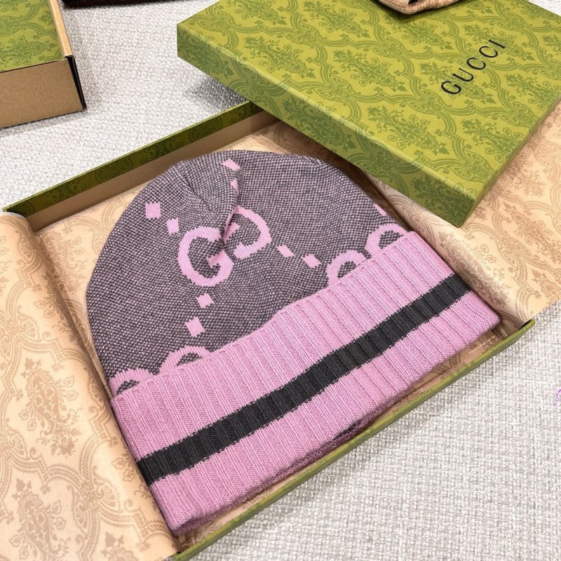 Gucci Long Scarf & Bennie Hat