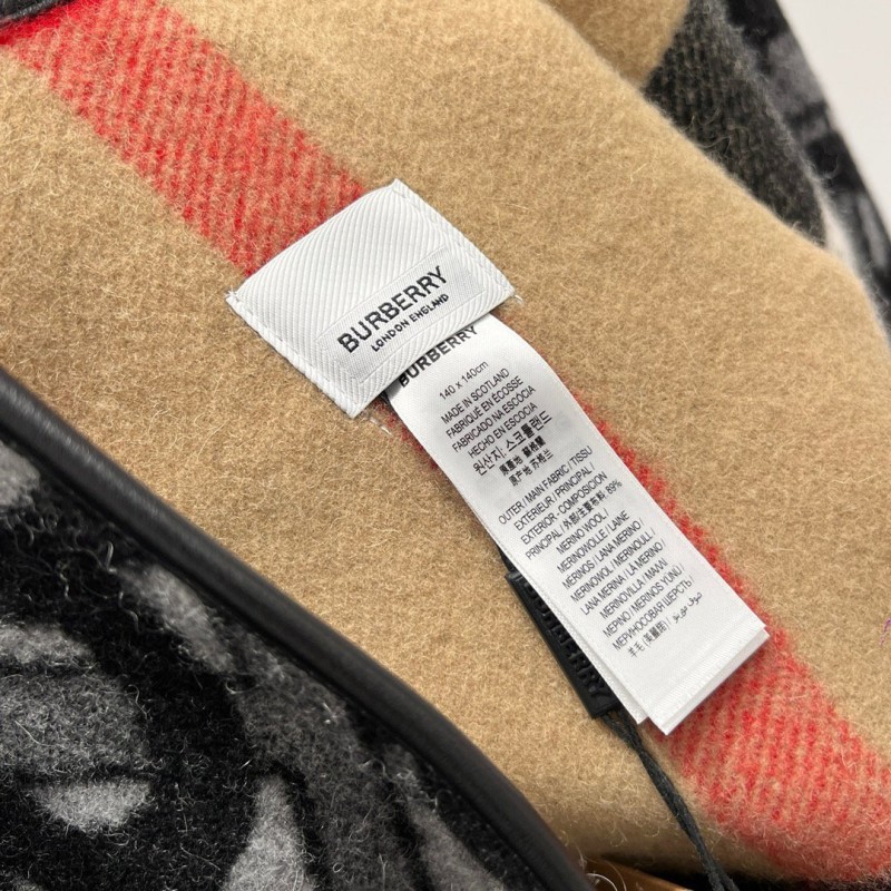 Buberry Cloak 