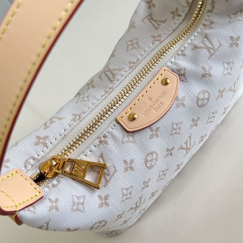 LV Hills Pochette