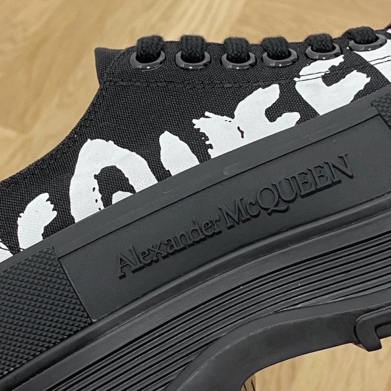 McQueen Unisex Shoe