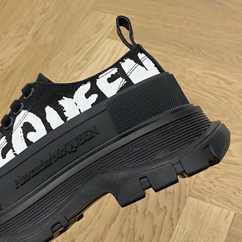 McQueen Unisex Shoe