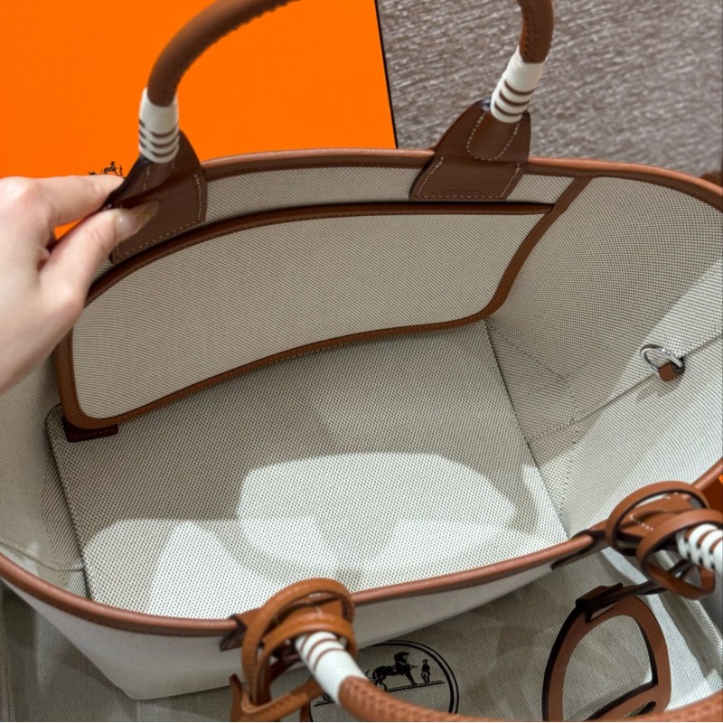 Hermes Steeple