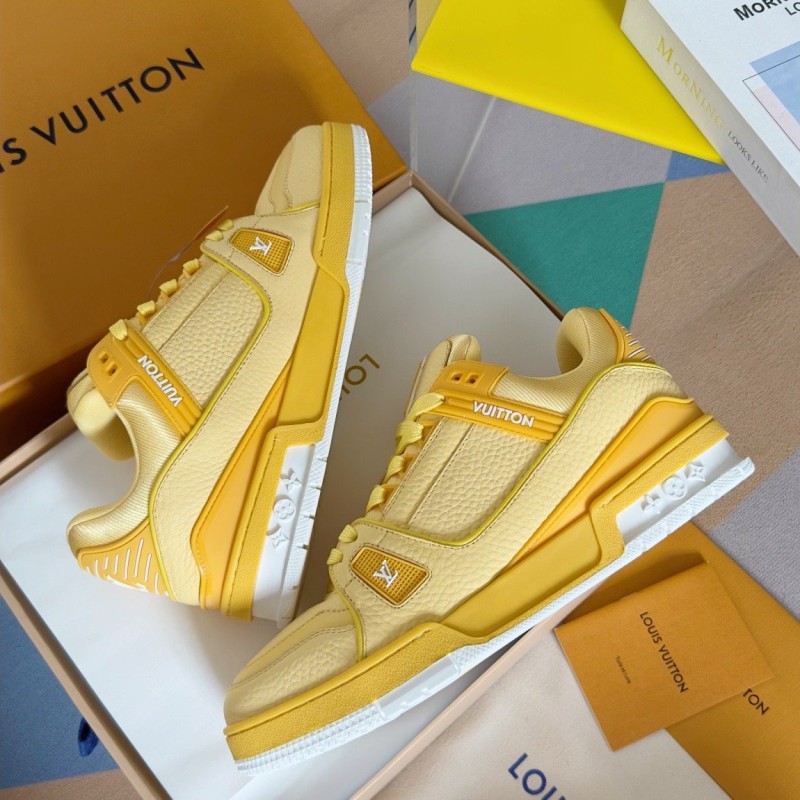 Lv Unisex Trainer