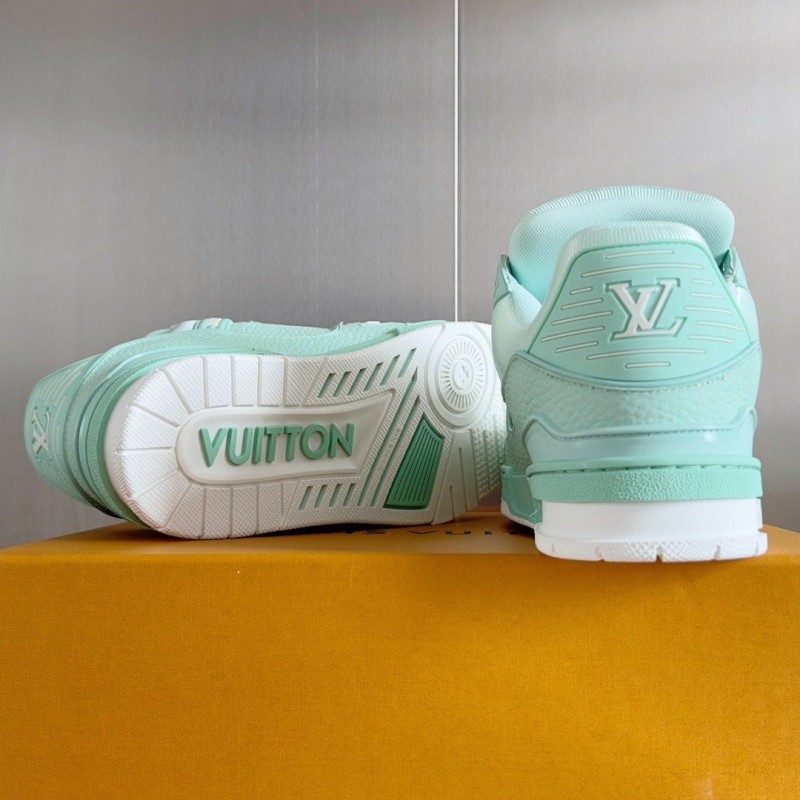 Lv Unisex Trainer
