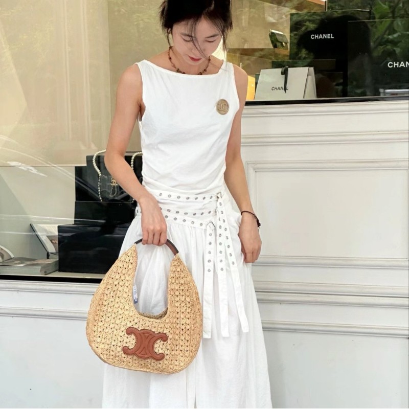 Celine Hobo
