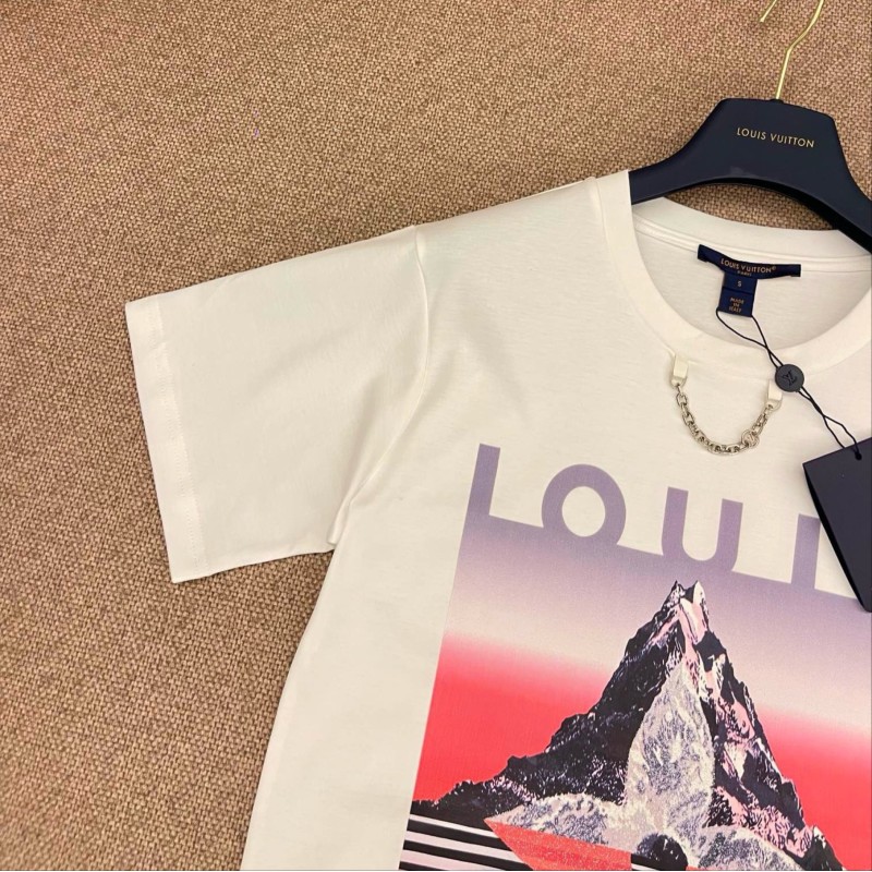 LV Tee