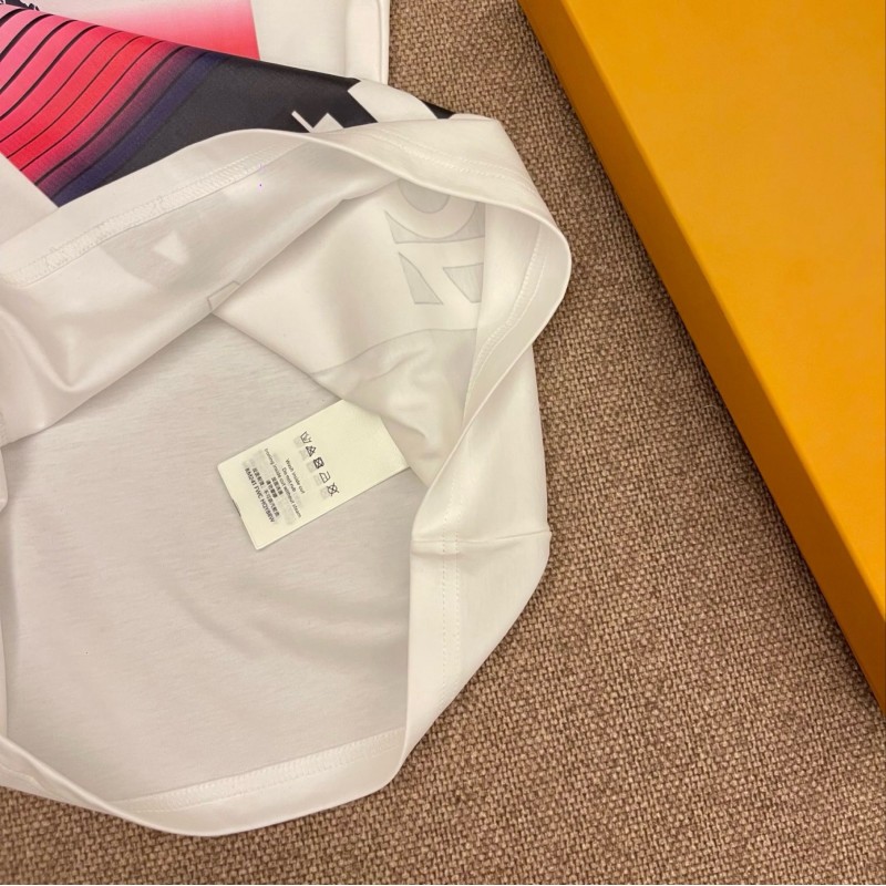 LV Tee