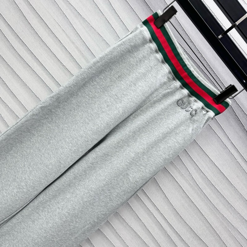 Gucci Sweater & Pants