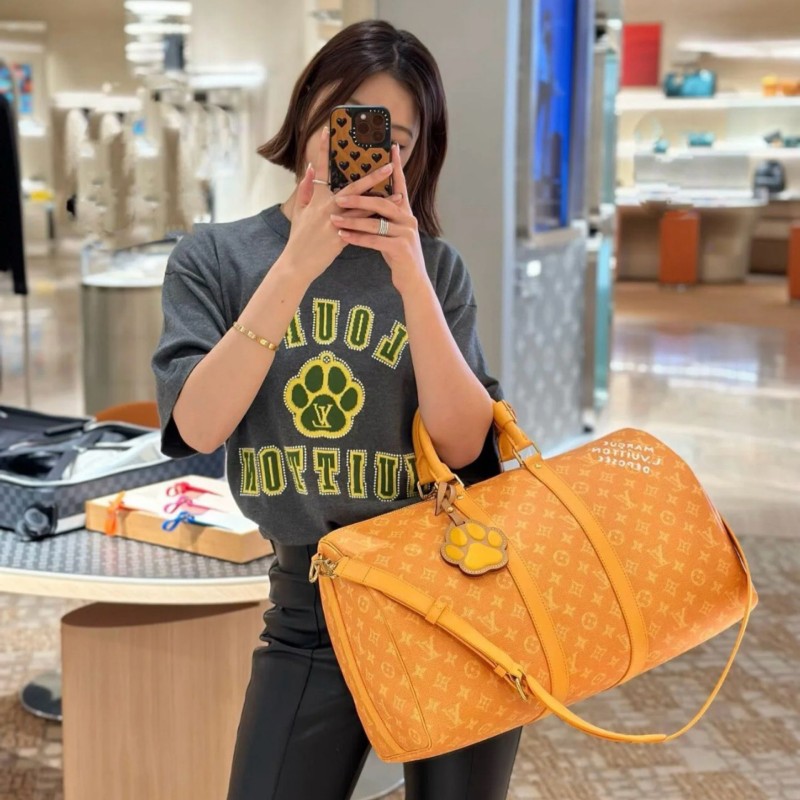 LV Tee