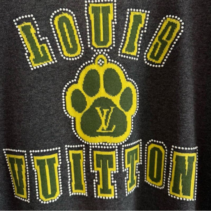 LV Tee