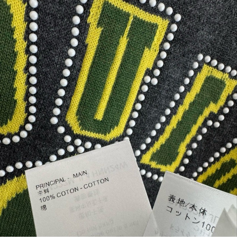 LV Tee