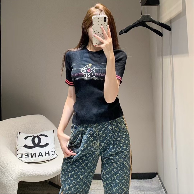 Chanel Tee