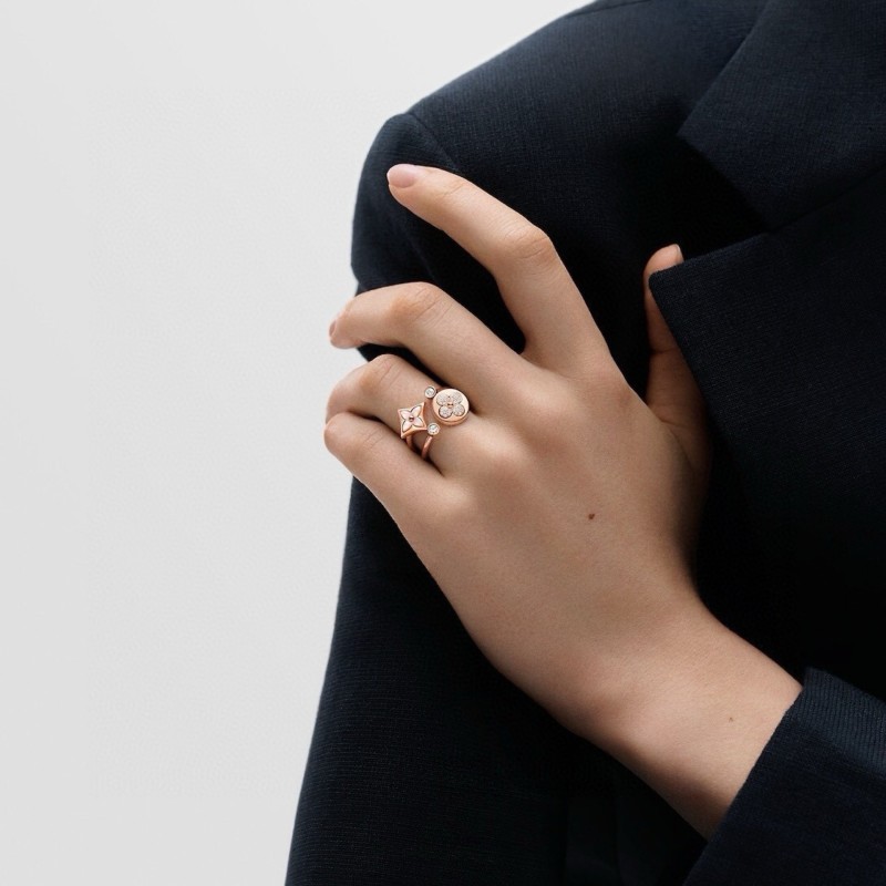 LV Ring