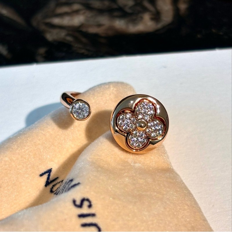 LV Ring