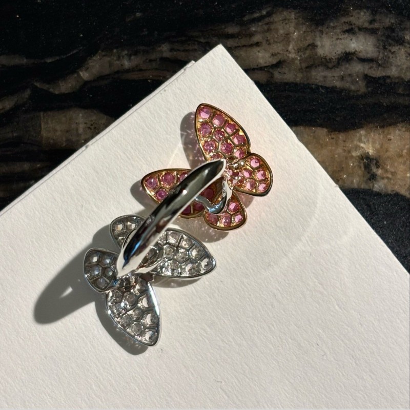 VCA Ring