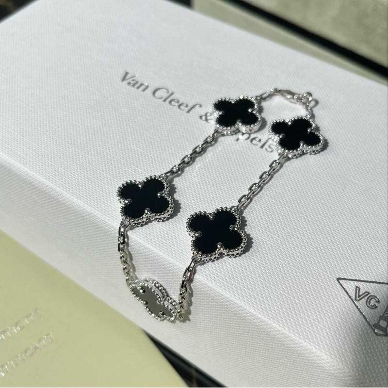 VCA Bracelet