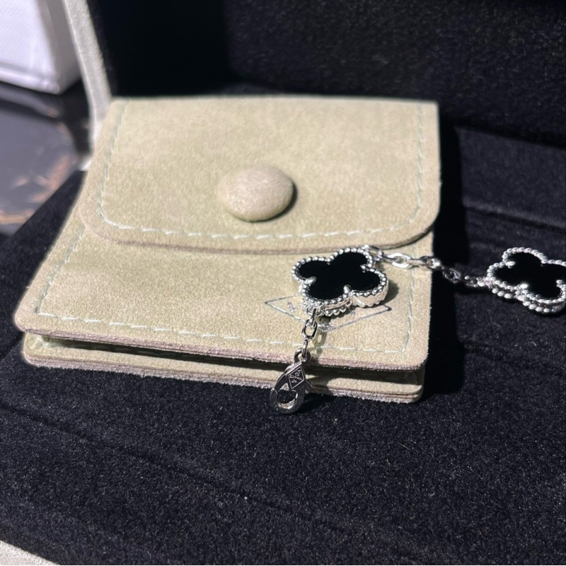 VCA Bracelet