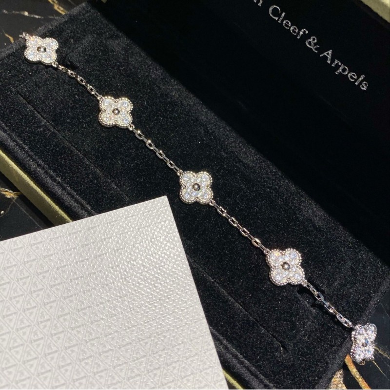 VCA Bracelet