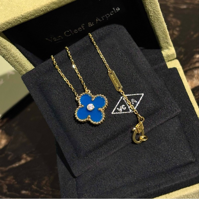 VCA Necklace