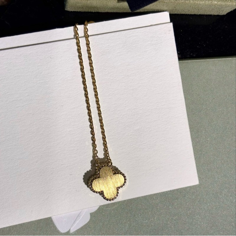 VCA Necklace