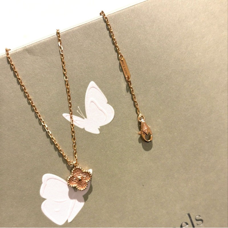 VCA Necklace