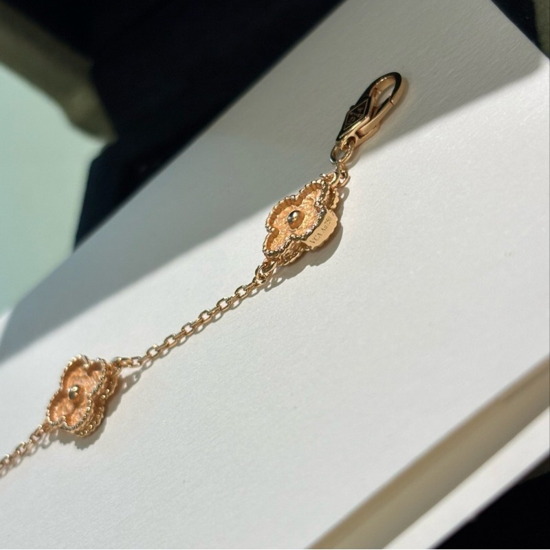 VCA Bracelet