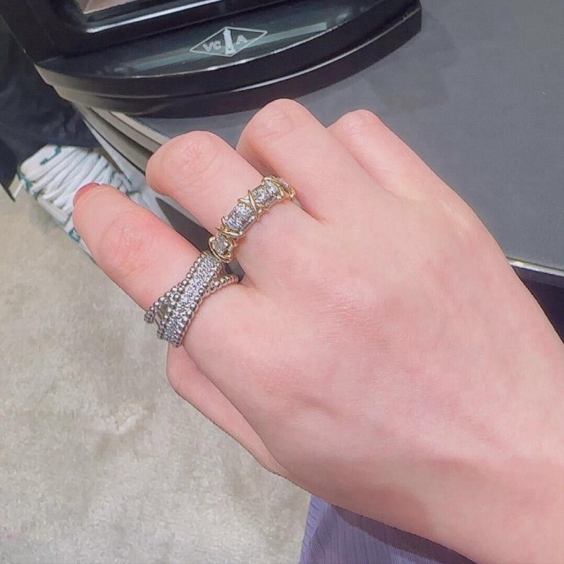 VCA Ring