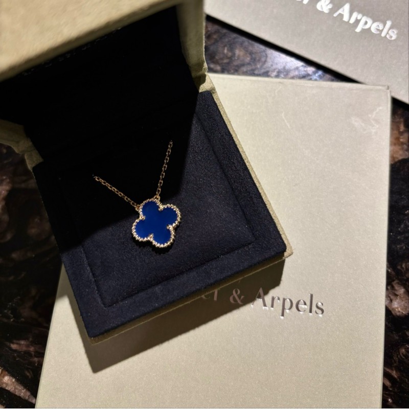 VCA Necklace