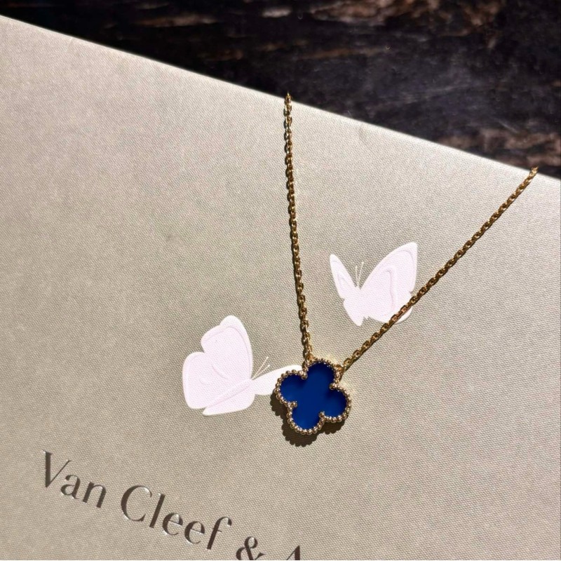 VCA Necklace