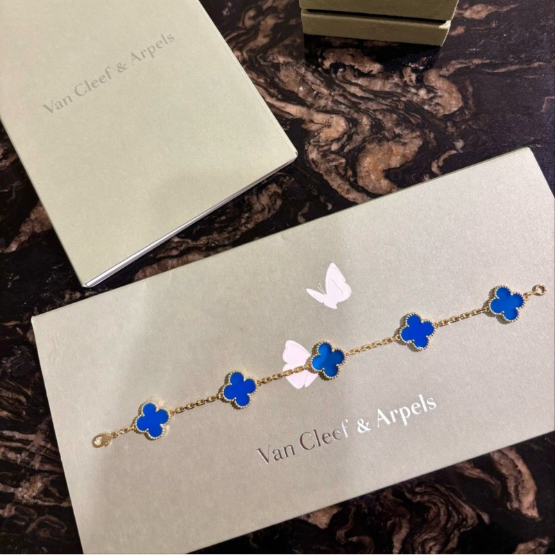 VCA Bracelet