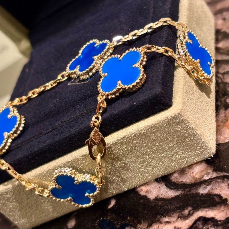 VCA Bracelet