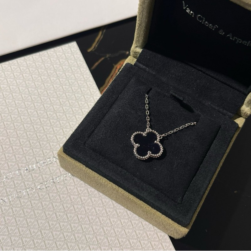 VCA Necklace