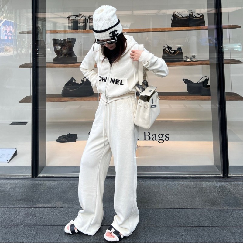 Chanel Zipper Sweater & Sweatpants Set