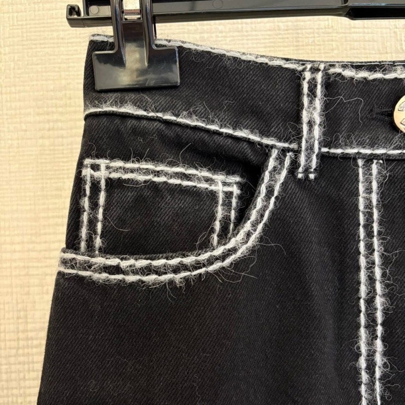 Chanel Jeans