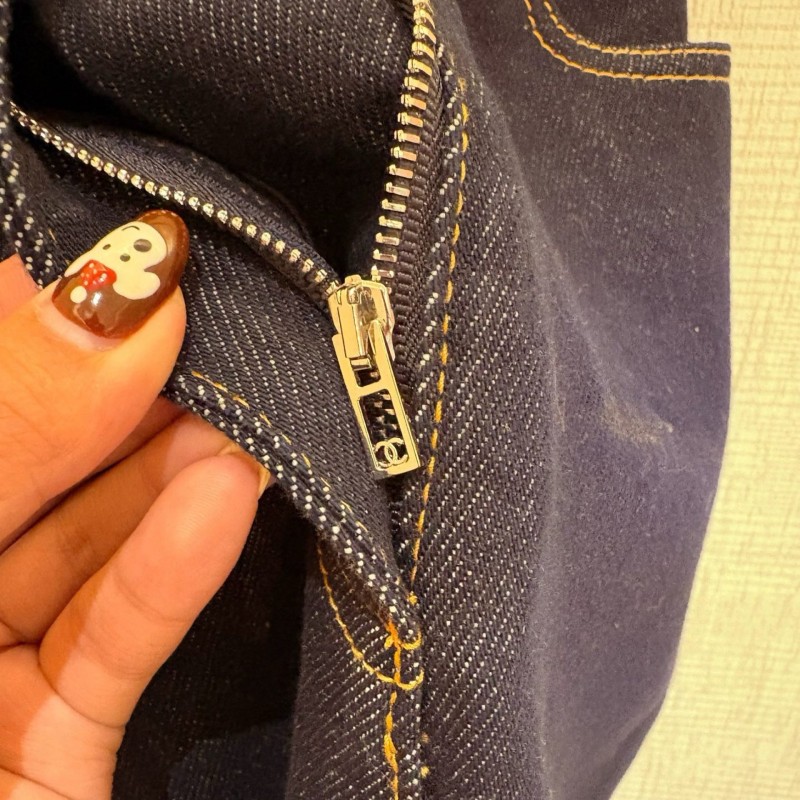 Chanel Jeans