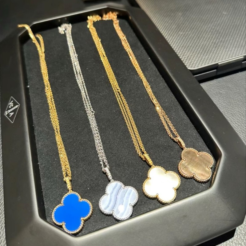 VCA Necklace