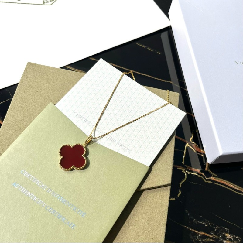 VCA Necklace