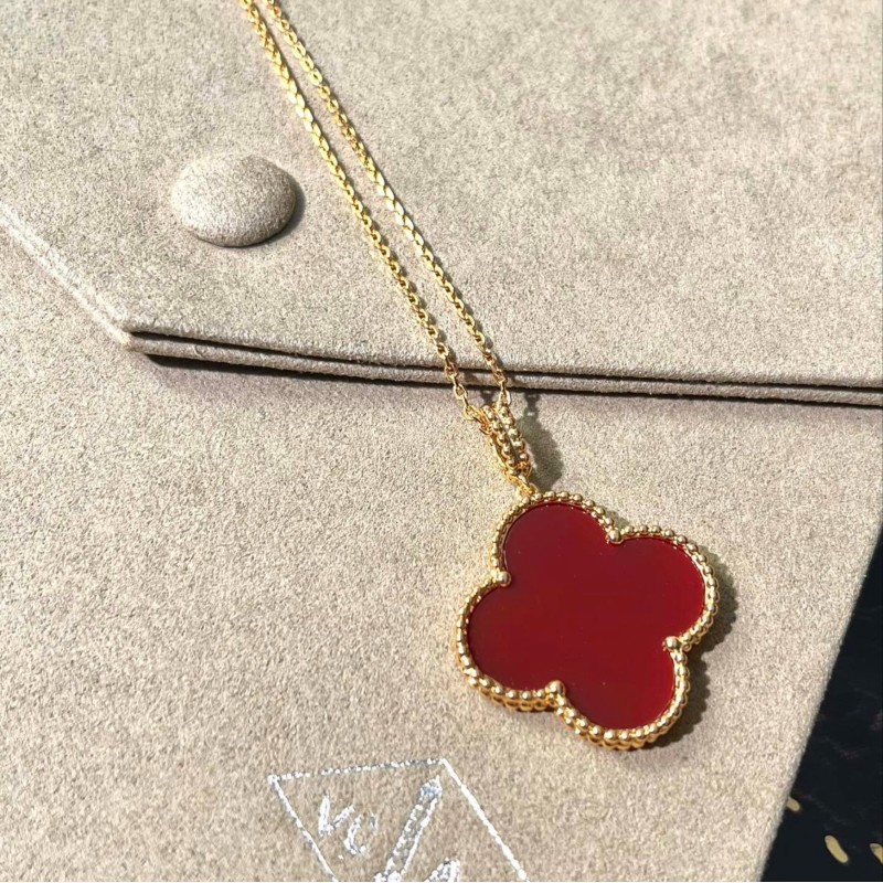 VCA Necklace