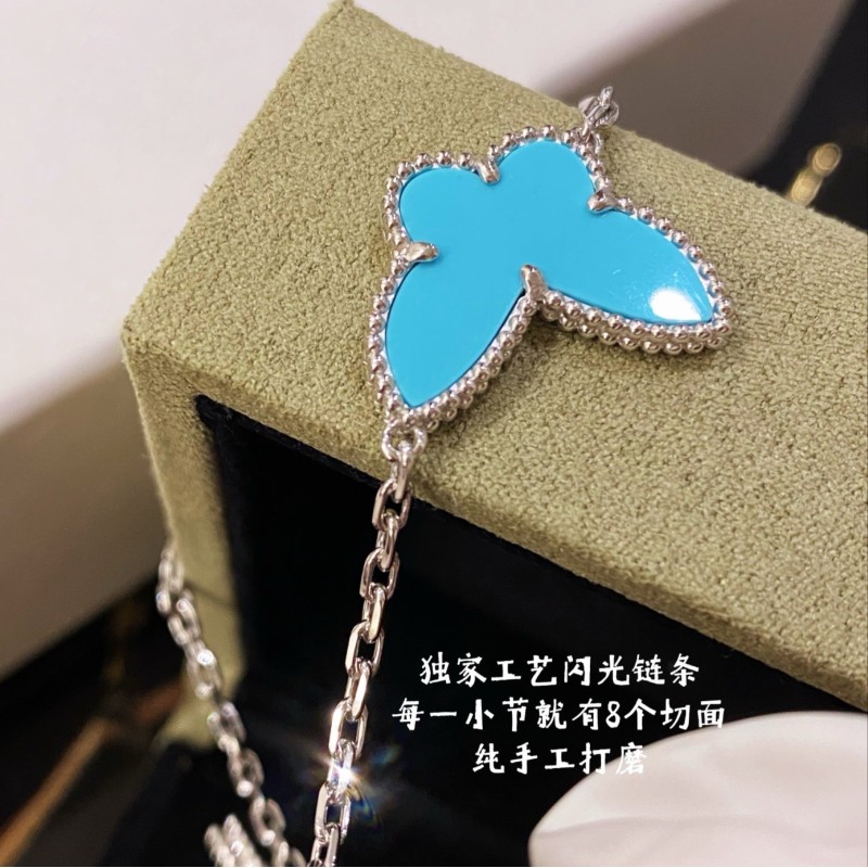 VCA Bracelet