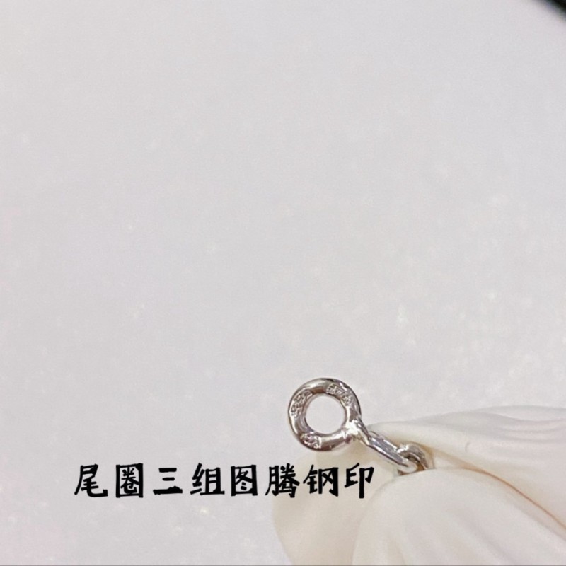 VCA Bracelet