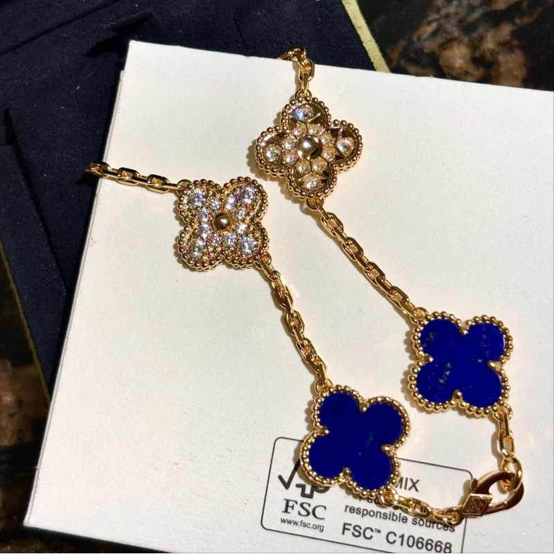 VCA Bracelet