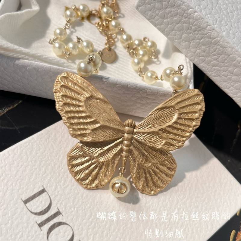 Dior Necklace