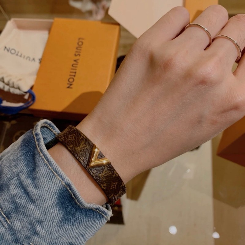 LV Bracelet